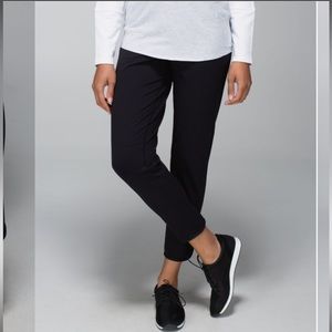 Lululemon Straight to class pant